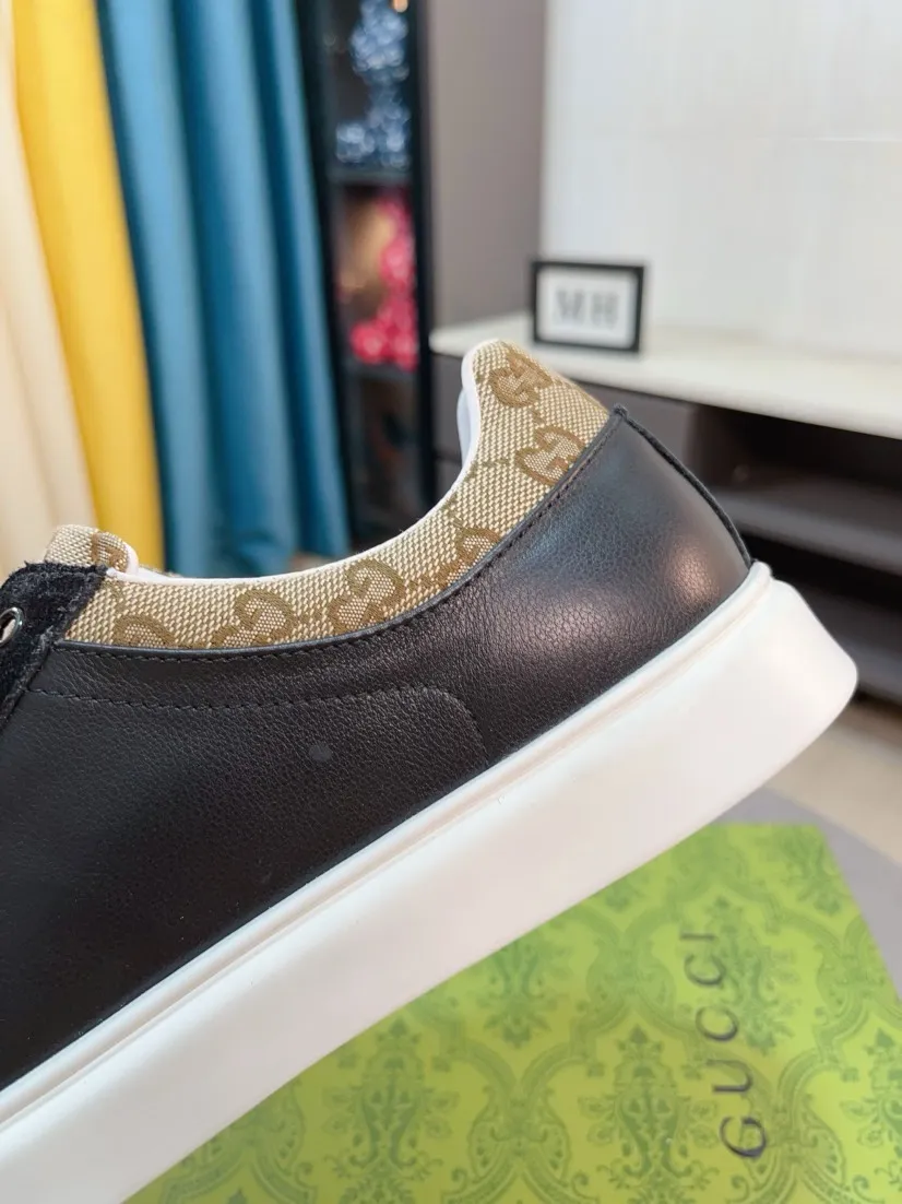 Factory price 440🌹🌹GUCCI [Gucci] New high-end brand of men's shoes, the latest fashionable casual men's shoes, trendy and versatile style, relaxed and sporty style, uppers imported from Italy, first-layer cowhide, genuine leather lining and ultra-fine workmanship. Original personalized fashionable rubber wear-resistant outsole, light and comfortable on the foot, size 38-44